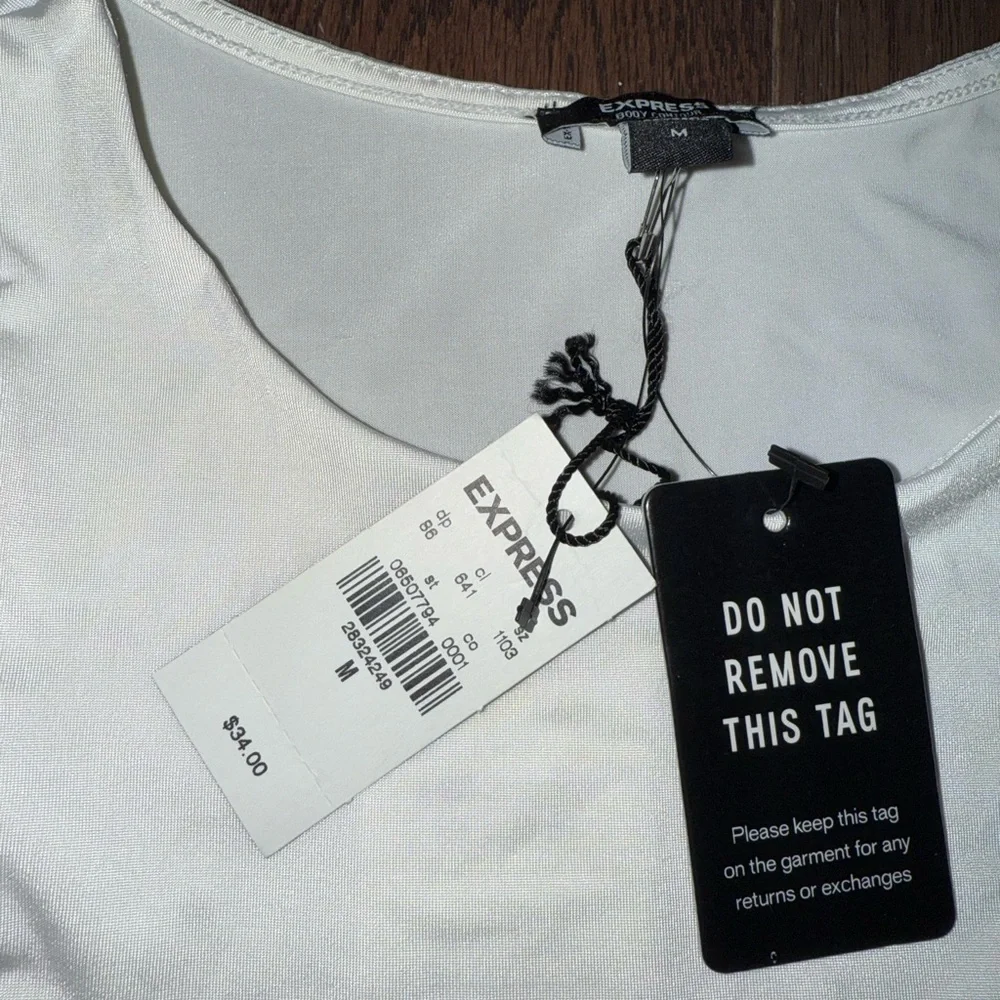 Express White Tank Top - Picture 2 of 3